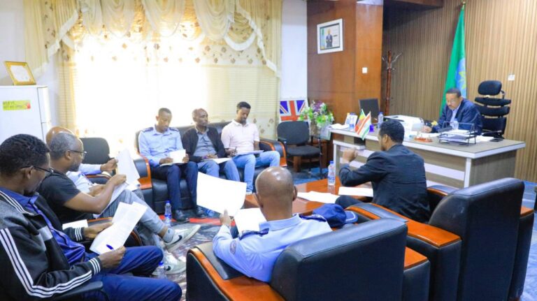 የሰላምና ፀጥታ አስተዳደር ቢሮ ከሰላም ሚኒስቴር ከመጡ አመራሮች ጋር ውይይት አደረገ