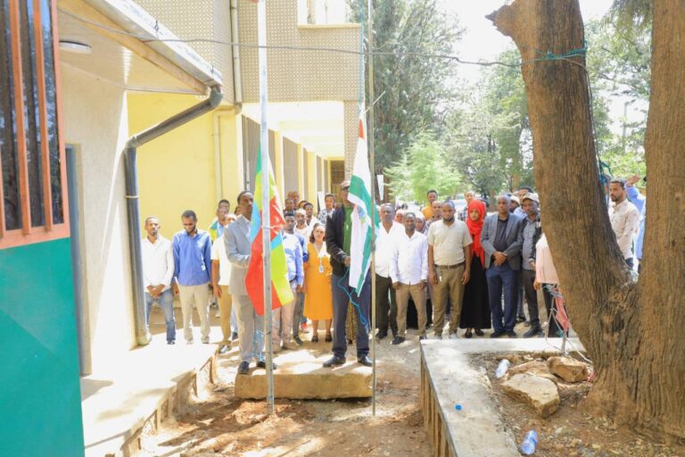 የሰንደቅ ዓላማ ቀንን ስናከብር ኃላፊነታችንን ለመወጣት ቃላችንን በማደስ መሆን አለበት የሰላምና ፀጥታ አስተዳደር ቢሮ 17ኛው ብሔራዊ የሰንደቅ ዓላማ ቀን አከባበር